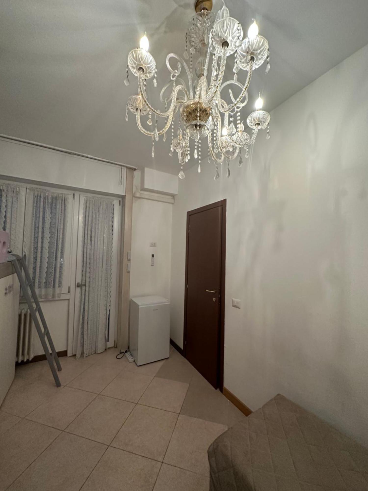 Gigli, Rooms Con Cucina In Comune E Terrazza Milán Exterior foto