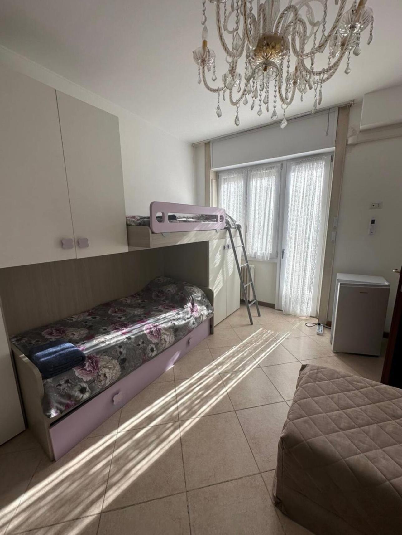 Gigli, Rooms Con Cucina In Comune E Terrazza Milán Exterior foto